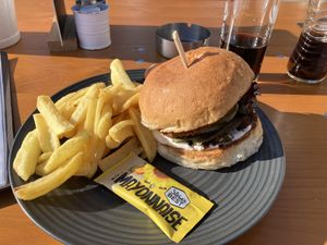 Vegan burger with vegan mayonaise   at Sonn-Alm in Wagrain