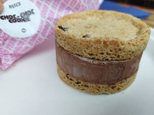  at Nell's Pizza in Manchester