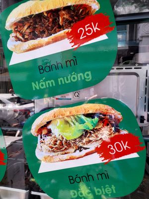 Menu at Chọn Lac in Ho Chi Minh City