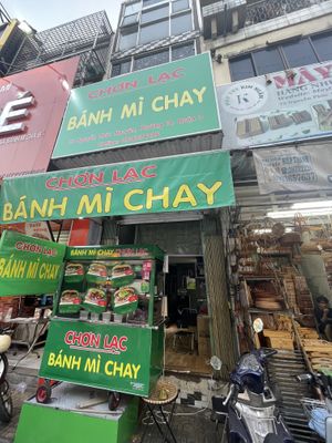   at Chọn Lac in Ho Chi Minh City