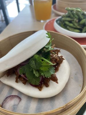 Bao pulled "duck"  at Mamma Bao - Adalbertstraße in Munich