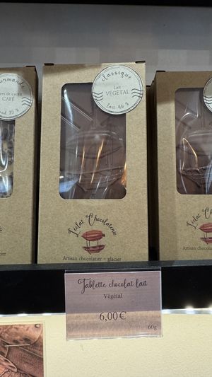 Tablette chocolat au lait   at L'éclat Chocolaterie in Greoux-les-bains