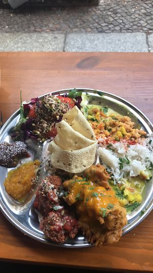 Big late yum at Goura Pakora in Berlin