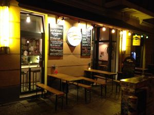 Outside at Goura Pakora in Berlin