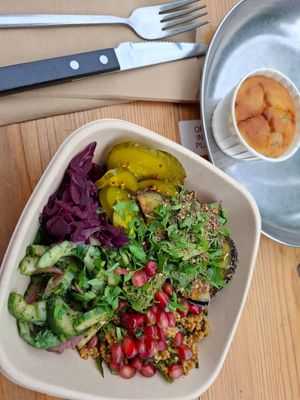  at HUMM Deli in Antwerpen