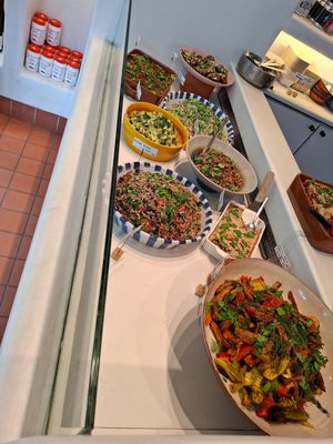  at HUMM Deli in Antwerpen