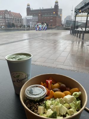 My salad and smoothie to go  at Vegan Republic in Malmo