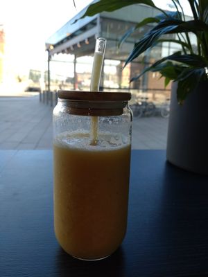 Summer Vibes at Vegan Republic in Malmo
