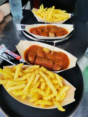 Best vegan curry wurst in town. at Wurst und Moritz in Zurich