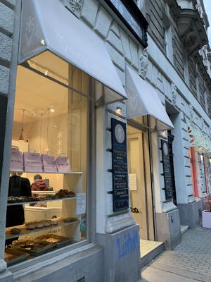   at Veganista Ice Cream I in Vienna