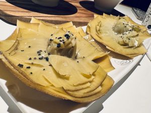 Corazones de alcachofa caramelizados   at Salvaje  in Santander