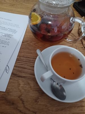 Tea at Gruszka i Pietruszka in Szczecin