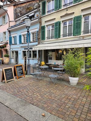  at Robi's Café in Winterthur