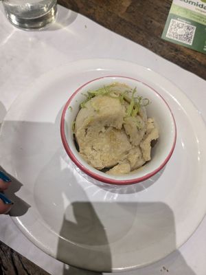 Sorvete de banana com raspas de limão pra sobremesa 🤤 at Taste and See in Sao Paulo