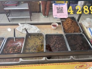 Vegan curriess  at Youta Jay Vegetarian - เมตตาอาหารเจ in Muang