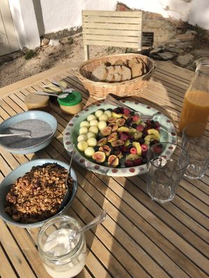 The breakfast!   at Alem do Vale  in Vale Da Figueira Estreito