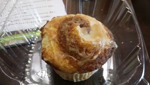 vegan cinnamon bun cupcake at The Bald Strawberry Cafe in Indialantic