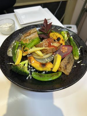 Assorted grilled vegetable platee #Veganuary at Kasu Udon Ebisuya 2 Go-Shop in Osaka