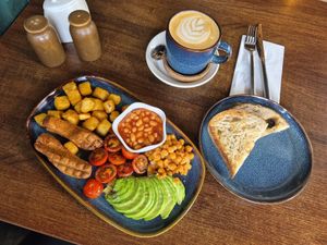Vegetarian breakfast veganised at Tower & Castle in Kilkenny