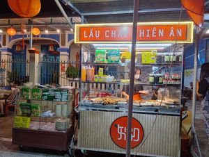 Please see menu and ask staff at Lau Chay Thien An in Ha Tien