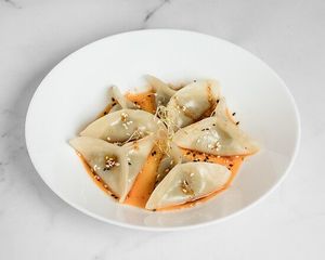 Gyozas de edamame y trufa (al vapor) at Shlen - Salamanca in Madrid