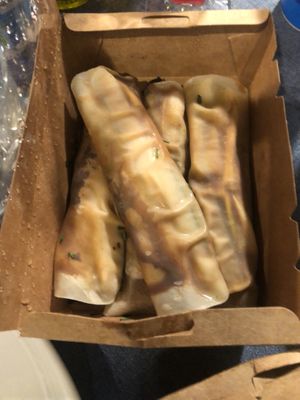 Pato Pekín. Muy agradable con salsa agridulce  at Shlen - Salamanca in Madrid