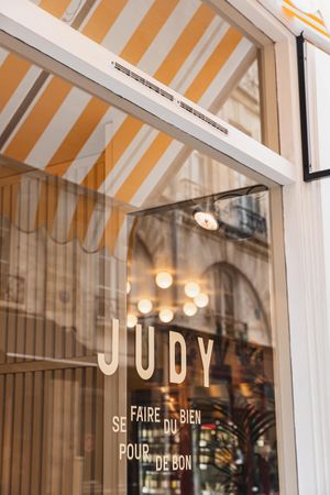  at Judy - Rousseau in Paris