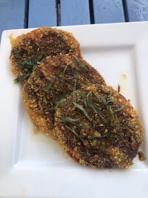 Tomatoes   at Sal's Ballyhoo's in Key Largo