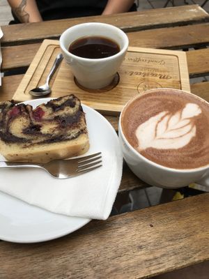 Babka with chocolate and raspberries, americano coffee and hot chocolate    at Madal Cafe in Budapest