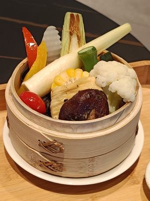 蔬食套餐 at Dandelion 常不輕 關渡店 in Taipei