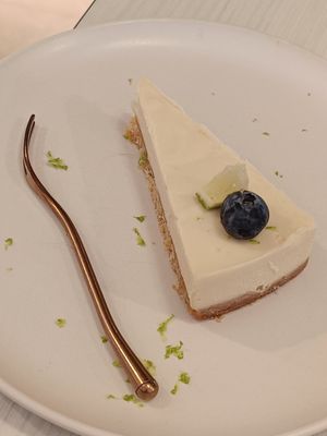  at Dandelion 常不輕 關渡店 in Taipei