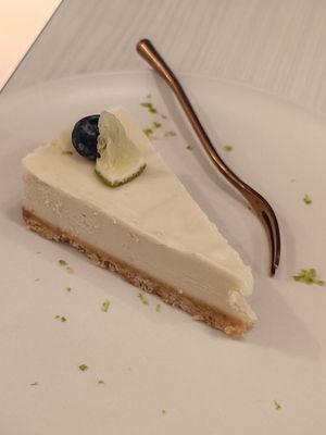  at Dandelion 常不輕 關渡店 in Taipei