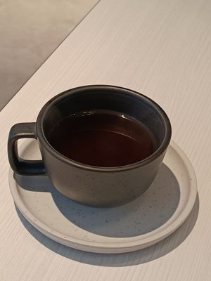 溫小葉紅茶 at Dandelion 常不輕 關渡店 in Taipei