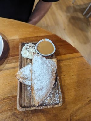 Apple empanada at El Mexicano Zapata in Hamilton