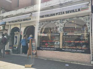  at The Italian Pizza in Sevilla