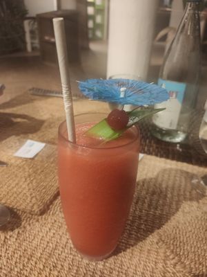 Daiquiri de plátano y fresa at Pawikan in Puerto Princesa