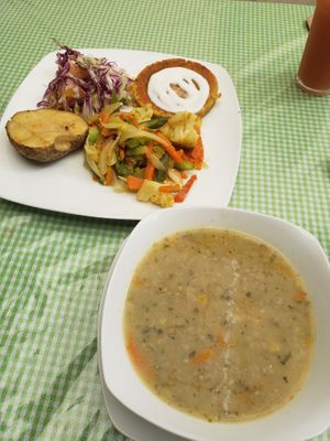 Lunch #Veganuary at Prashanti Restaurante y Tienda Naturalista in Neiva