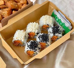 Mix Sesame Sushi at SUPE Vegan - George Town in Penang