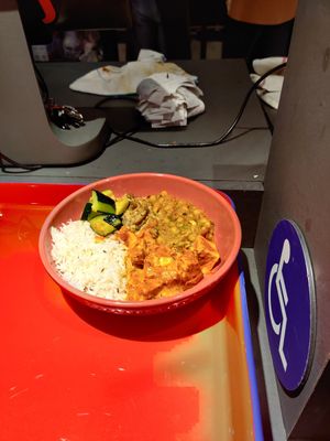 Bol at Bollynan Boom Boom in Paris