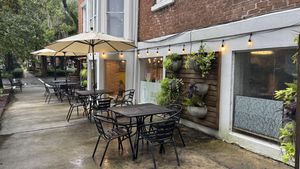 Outdoor Seating  at Urban Deli in Savannah