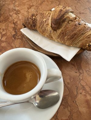 Croissant filled with citrus jam  at Vivi Bistrot - Piazza Venezia in Rome
