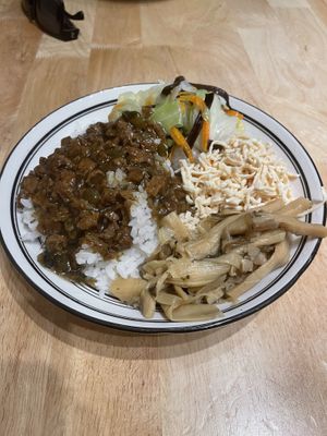   at Miao Guanyin - 妙 觀 音 in Taipei