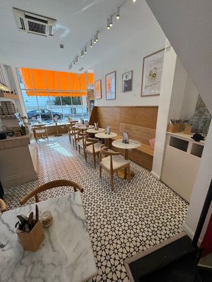 restaurant space also available for events at elixis  in South West London