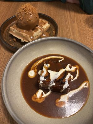 Sticky toffee apple pudding (bottom), biscoffle (top)  at Vegivores  in Bournemouth