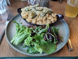 Large macaroni cheese, with an additional order of jalapenos at Vegivores  in Bournemouth