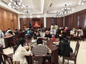  at Jade Buddha Vegetarian 玉佛寺素斋馆 in Shanghai
