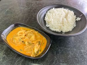 Curry vegetables at Ci Yin Vegetarian Food 慈音素食 in Northeast Singapore