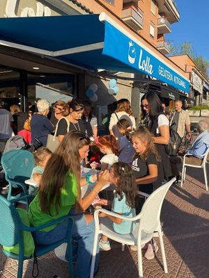 People enjoy at Lolla at LOLLA Gelato in Viterbo
