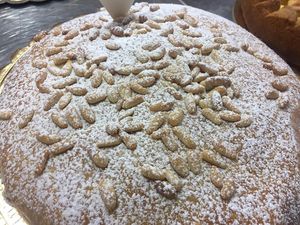 Torta della Nonna - Grandma’s cake with vanilla custard filling at Toschi Pasticceria Panetteria in Porcari