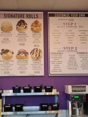 Menu board at Cinnaholic  in Herndon